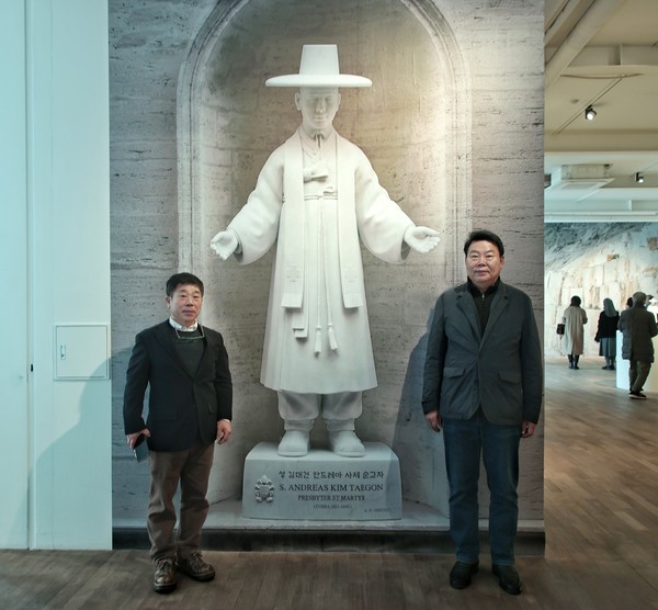 바티칸 김대건 신부 조각상 제작 한진섭 작가 개인전 개최