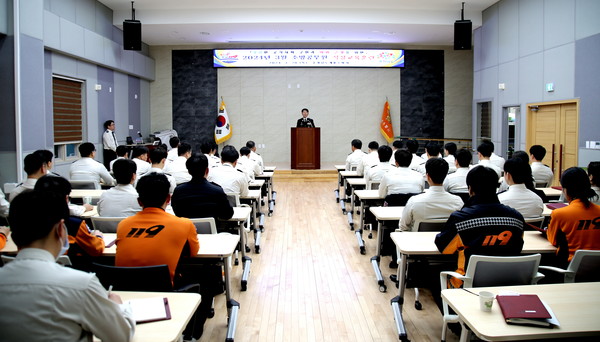 계룡소방은 28일 전 직원을 대상으로 3월 소방공무원 직장 교육훈련을 실시했다.(계룡소방 제공)