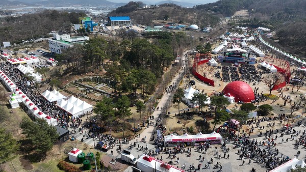 논산시, 빅데이터로 증명한 딸기축제 인기 비결