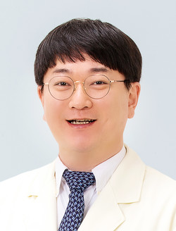 대전우리병원 척추센터 안태용 진료과장.