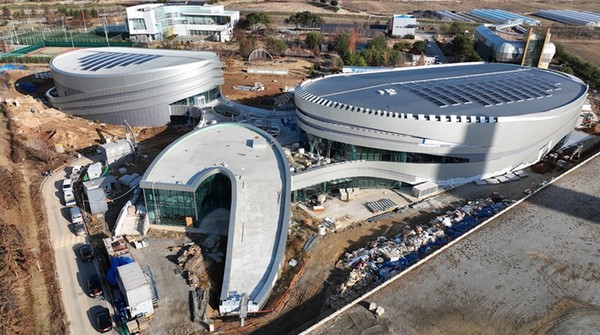 내포신도시 충남스포츠센터 항공 사진.