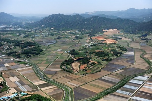 내포신도시 이전 옛날 전경.