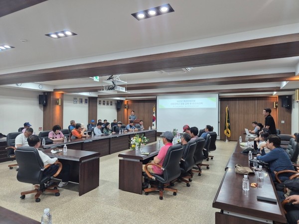 예산군축산단체연합회 제주지역 선진지 견학 모습