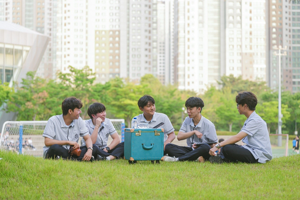  1학년 창업동아리 학생들. 좌측에서부터 이시호, 이병진, 임지후, 이동현, 김도훈학생(사진제공=삼성고)