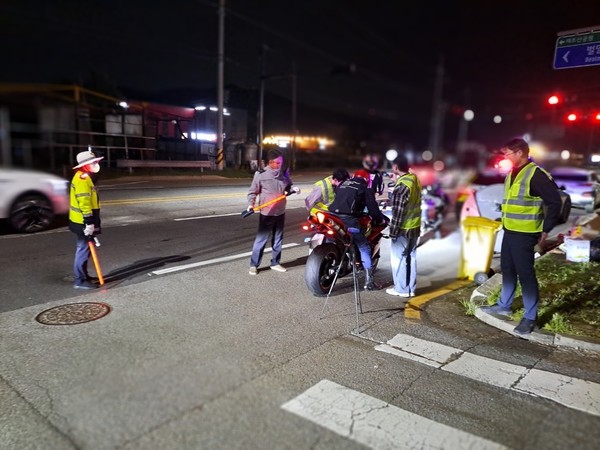 천안시는 지난 23일 동남구 유량동 일원에서 운행차 소음단속을 실시했다. (사진제공=천안시)