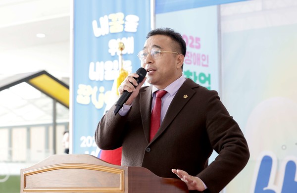 대전시의회 김영삼 부의장. (사진제공=대전시의회)