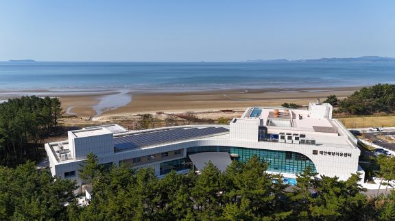개관식을 앞둔 태안해양치유센터 전경.   (사진제공=태안군)