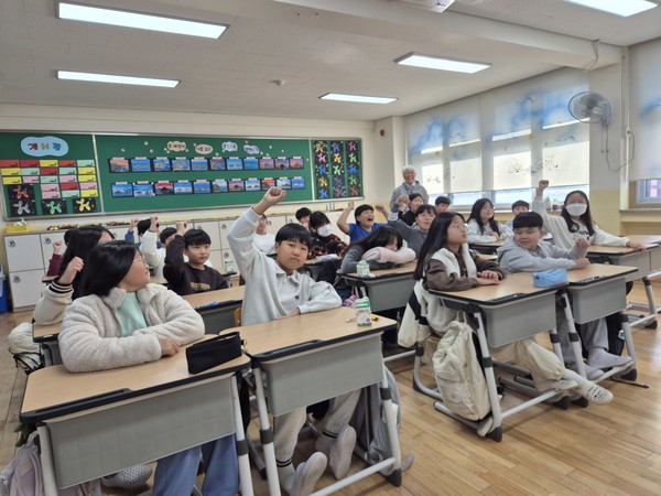 찾아가는 자원봉사활동 교육 실시 (사진 제공=부여교육청)