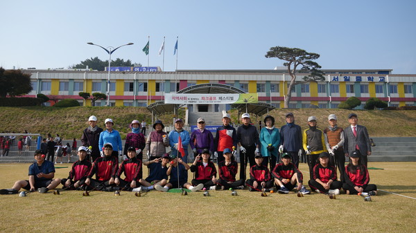 서일중, 지역사회와 함께하는 파크골프 페스티벌 성료 (사진제공= 서일중)