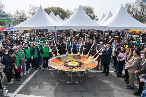 2025 햇밤n임산물 축제(사진 제공=부여군)