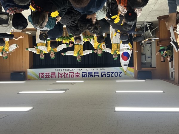 지난 6일 남일면에서 진행된 주민자치 자체 문화프로그램 발표회 (사진제공=금산군청)