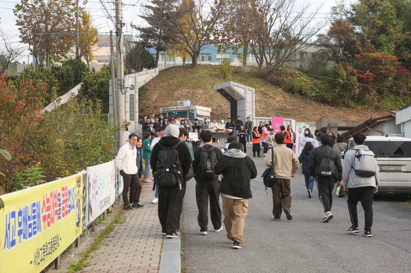 충남 서천군은 오는 13일 치러지는 ‘2026학년도 대학수학능력시험’ 수험생 편의를 위해 교통·안전·소음 억제 등 종합대책을 추진한다.(사진제공=서천군)