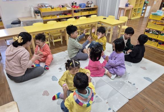 고남삼육어린이집 ‘주말 아이돌봄방’ 운영 모습   (사진제공=태안군)