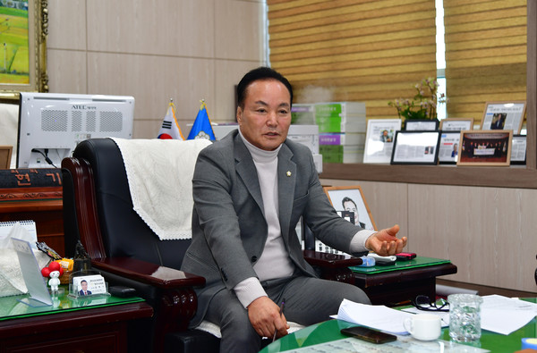 김현기 대한민국시군자치구의회의장협의회장(사진제공=청주시의회)