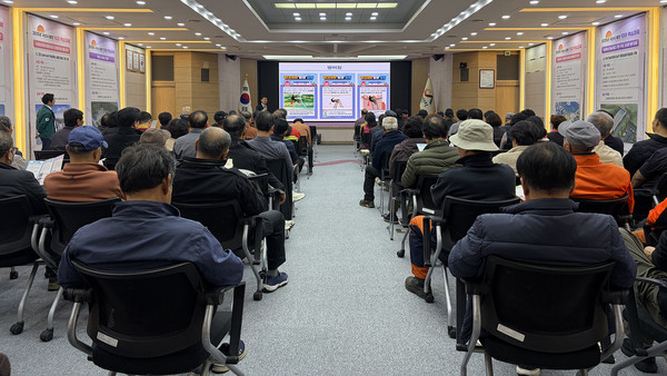 서산시, 현업근로자 안전보건교육 모습(사진제공=서산시)