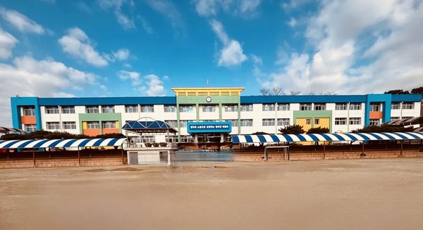 논산시는 기민중학교 재학생 254명을 대상으로 ‘찾아가는 인권 교육’을 실시했다.