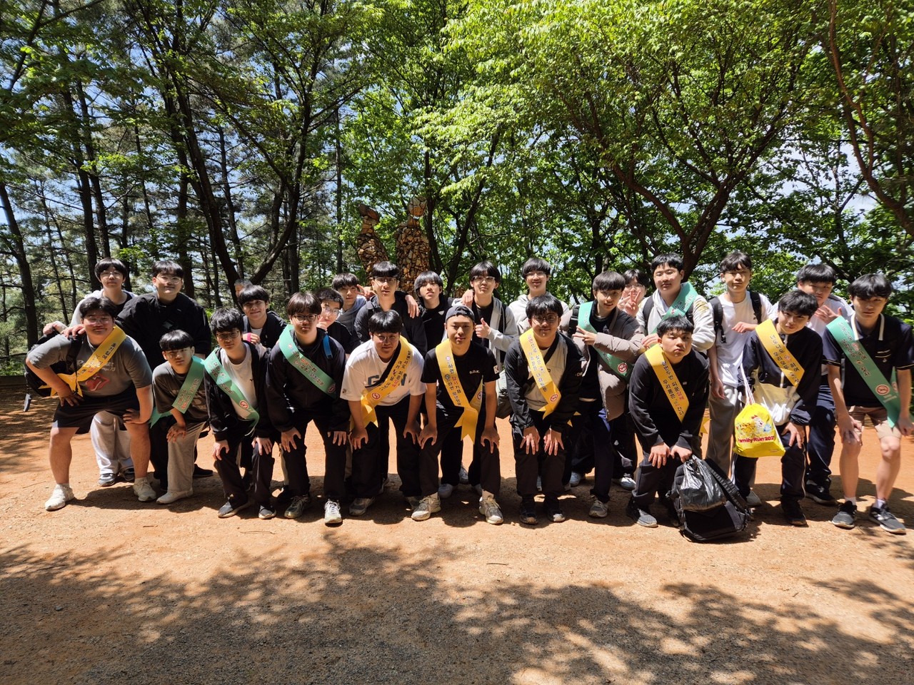 충남고의 연례 행사인 사제동행 산행체험 활동 현장. (사진제공=대전교육청)