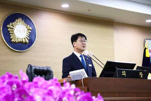 김기준 의장이 개회사를 하고 있다. (사진제공=청양군의회)
