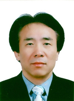 박영진/ 한남대 총동문회장·(전)대전대신고 교장