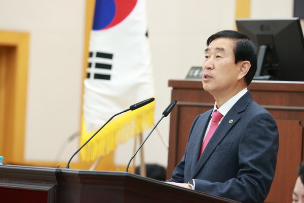 조길형 충주시장이 21일 의회서 시정연설을 했다. (사진제공=충주시)