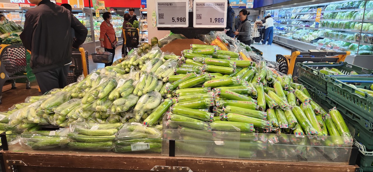 반도체 가격과 환율의 상승이 지속된 영향으로 지난달 생산자물가가 상승세를 이어갔다.(사진=이승우 기자)