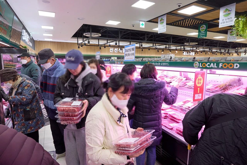 지난 21일 아산시민과 함께하는 한우 반값 대축제(사진제공=아산시)