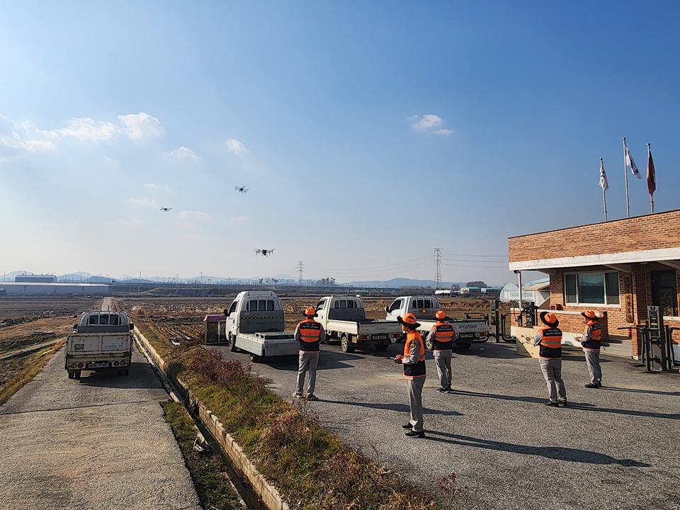의용소방대 드론순찰대 재난 예방 순찰활동 실시(사진제공=아산소방서)