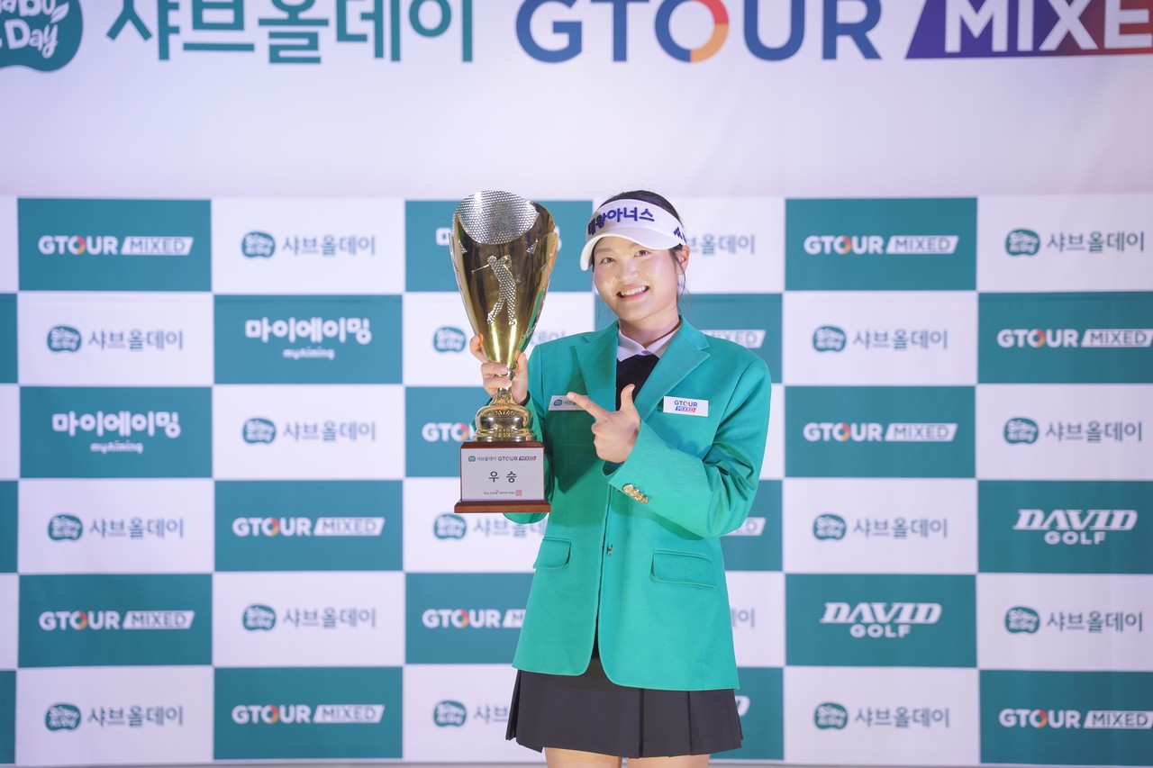홍현지 프로가 지난 22일 대전 골프존조이마루 경기장에서 열린 ‘2025 샤브올데이 GTOUR MIXED’ 4차 결선에서 우승을 차지했다.(사진제공=골프존)