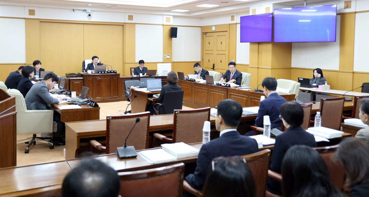 대전시의회 산업건설위원회 회의 모습. (사진제공=대전시의회)