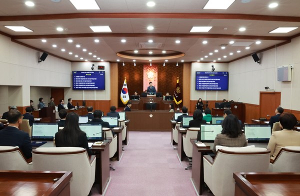 제천시의회 본회의 (사진제공=제천시의회)