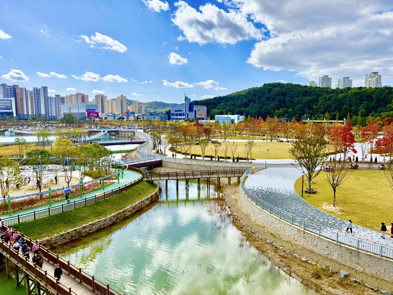 갑천생태호수공원 전경. (사진제공=대전도시공사)